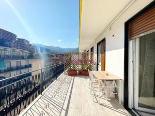WH - Un Posto al Sole - Attico Monolocale con Parcheggio Gratuito - 5 minuti dal centro - Wifi - Sanremo - 3