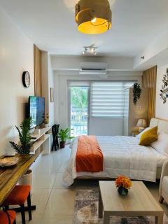 331D Near MOA and Airport Pool View Fast WiFi Balcony - Manila - 7