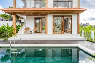 Tembaga Villa by EVDEkimi Ubud - Ubud - 0