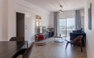 Sea View City Centre 3bed Apartment - 9