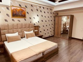 Grand Art Premium Hotel - 4
