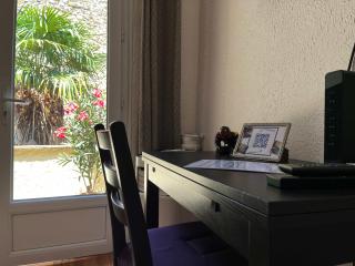 Studio avec terrasse sur cour, authentique, calme - 7