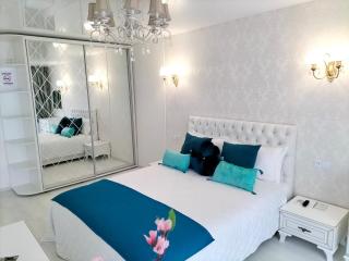 White Apartment - Dnipro - 2