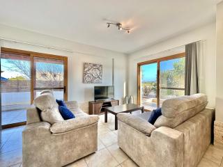 Lovely Pool Villa in Pyla - Pyla - 4