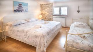 2BR sea & beach view, near Zadar - Bibinje - 0