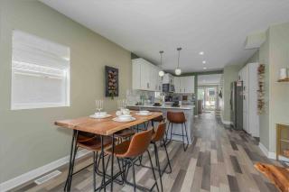 Home 15 min from Starved Rock and Chicago Skydive! - Ottawa - 7