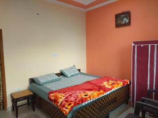 Kanta riverside Home stay - Pālampur - 3
