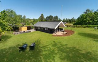 3 Bedroom Nice Home In Melby - Melby - 5