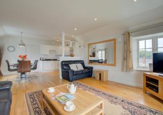 Old Custom House Barn - Padstow - 9