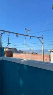 Cozy Beachside Studio Apartment on Surfers Corner - Kaapstad - 6