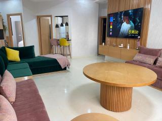 Appartement modern pour familles et couples mariés - 0