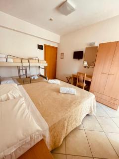Hotel Favorita - Cesenatico - 5