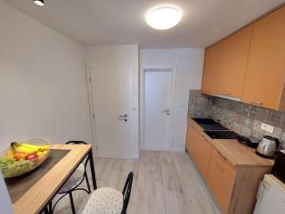 City Beach Apartment - Makarska - 7