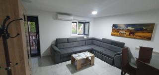 Apartment by the Sea - 4