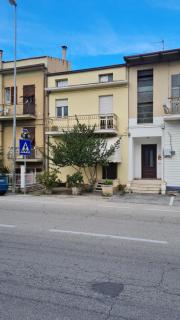 Casa centrale parcheggio gratis - 2