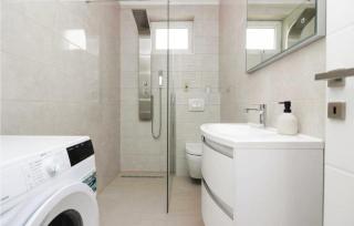Gorgeous Home In Benkovac With Wifi - 4