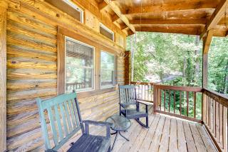 Pop Pop's Porch - Upper - Waynesville - 0