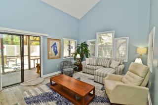 All-New at Famous Ocean Creek w Oceanfront Pool Beach Access - Myrtle Beach - 4