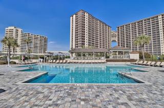 Modern Ocean Creek Resort Villa w Oceanfront Pool and Tiki Bar - Myrtle Beach - 6