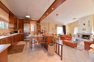 Domelia's Luxury Apartments near Airport & beach - Artemida - 3