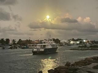 studio balcon vue sur marina réserve eau - 1