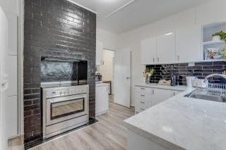Bright and airy cosy cottage, close to town - Thirlmere - 5