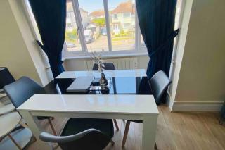 Family Marine Apartment with Sea View - Dawlish - 7