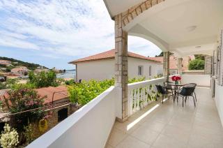Apartments Emmeline - Tisno - 9