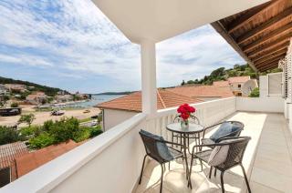 Apartments Emmeline - Tisno - 8