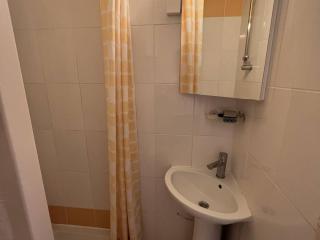 Appartement T2 + Cabine, 5 couchages, plage à proximité, parking, à PORT LEUCATE - FR-1-81-591 - Port Leucate - 2