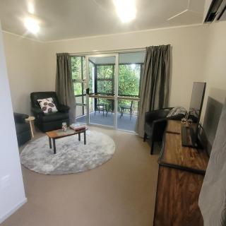 Couples Retreat - Reefton - 5