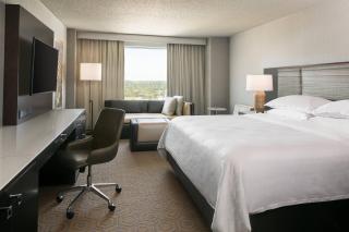 Sheraton Overland Park Hotel at the Convention Center - Overland Park - 6