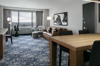 Sheraton Overland Park Hotel at the Convention Center - Overland Park - 3