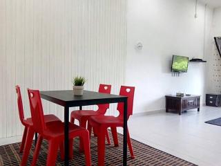 KUALA TERENGGANU GUESTHOUSE-FREE WIFI-NEAR NASI DAGANG ATAS ToL UNIT B- 2 BILIK AIRCOND DAN 1 BILIK KIPAS - 4