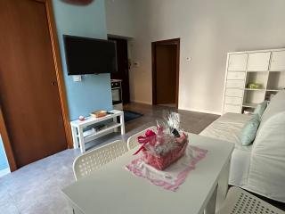 Casa Susanna - delizioso piano terra, centralissimo, superservito, tranquillo, appena fuori ZTL parcheggio libero - Terni - 8