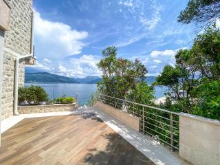 Leut Apartments - Tivat - 2
