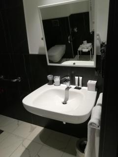 J Hotel - Turin - 9