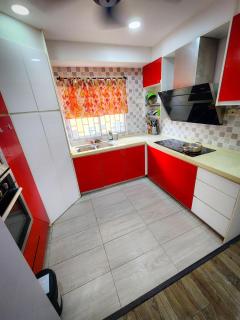 3 Bedrooms with Pool Hanan Residence Ketumbar Heights Condominium - Cheras - 9