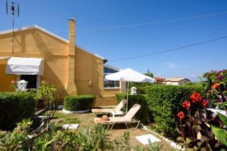 Achilleion Holiday Home - 9