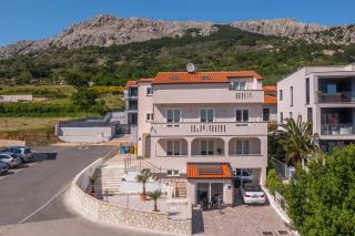 Apartments Gerta with Terrace - Baška - 4