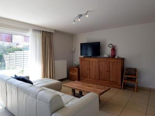 Private Garden near Sea - 3