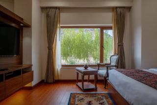 Hotel Gyalpo Residency - A Mountain View Luxury Hotel in Leh - 1