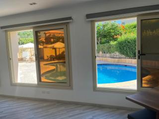 Rihana Studio & pool - 8