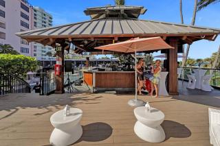 2BD 2BA Miami Beach hotel w beach service - Miami Beach - 3