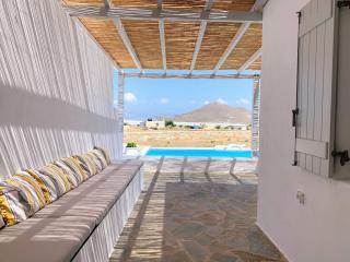 Quiet 2-bedroom sea view villa with shared pool - Mármara - 8