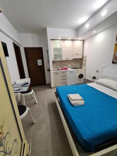 Caravel MONOLOCALE - Lido di Camaiore - 4