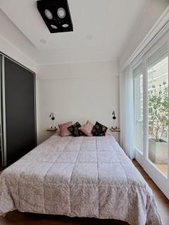 Zona Güemes. Departamento renovado, 2 ambientes. Excelente ubicación a dos cuadras de la playa - Mar del Plata - 2