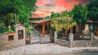 SIMI Luxury Suites - 2