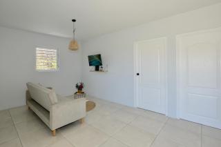Beach House,Villa Santirome/Free Wifi,Parking - 1