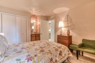 Abbot House - Unit 8 - Sunriver - 3